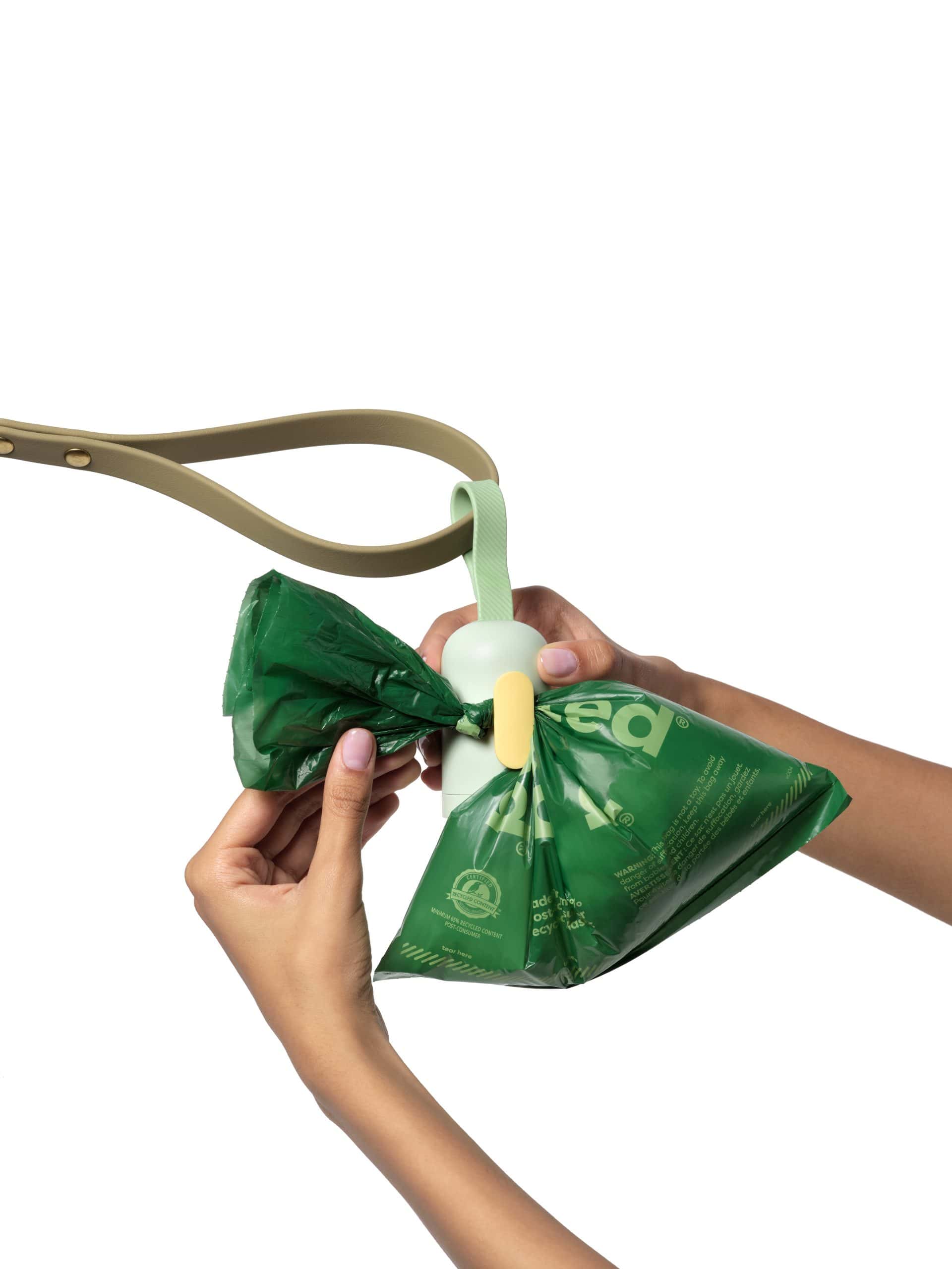 Earth Rated Leash Dispenser with 15 bags - Unscented