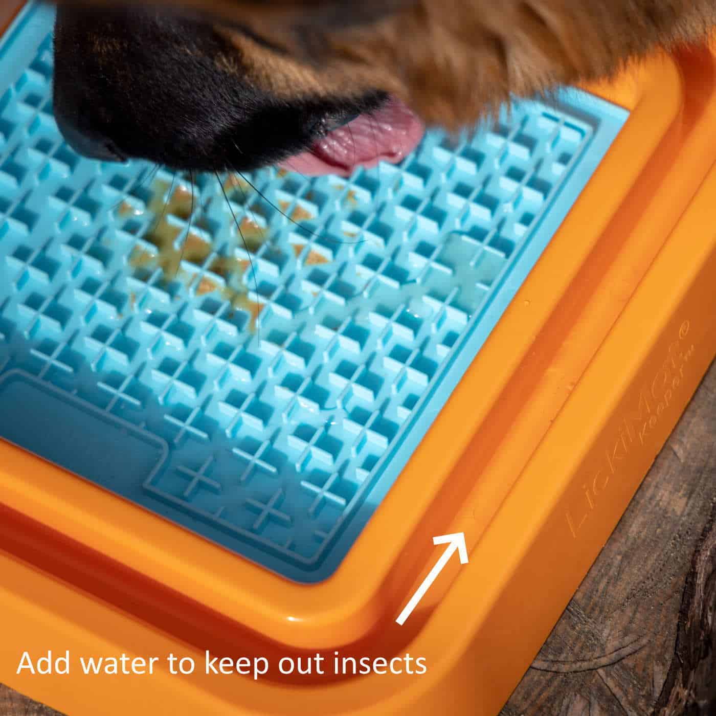 Lickimat Dog Outdoor Keeper